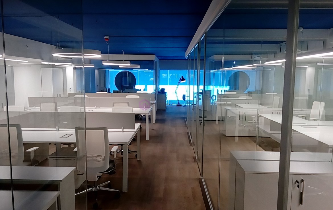 Serviced Office Space Malta To let (1 desk) Offices in Malta